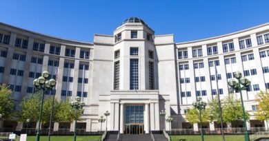 Supreme Court allows cellphones in courtrooms Supreme Court allows cellphones in courtrooms
